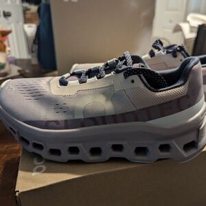 Monster On Cloud Size 7.5